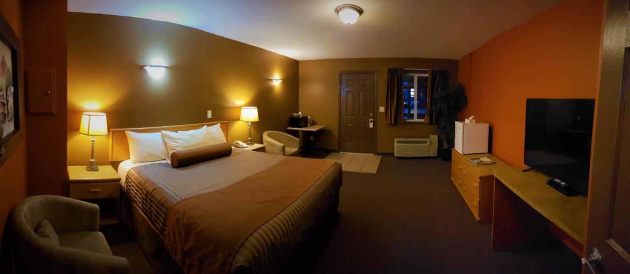 Avalon Inn オソヨース エクステリア 写真